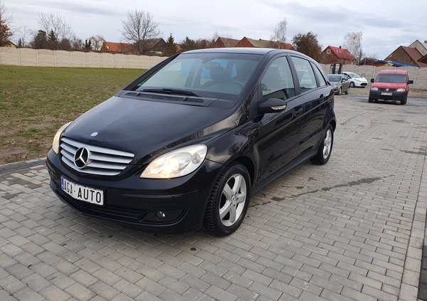 Mercedes-Benz Klasa B cena 15500 przebieg: 140000, rok produkcji 2007 z Józefów małe 497